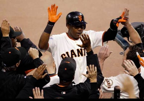 AP - Édgar Rentería lo sabe y lo siente: esta Serie Mundial podría ser la última en su carrera y lo que más quiere es ponerle un broche de oro a un carrera en las Grandes Ligas que cualquiera envidiaría.