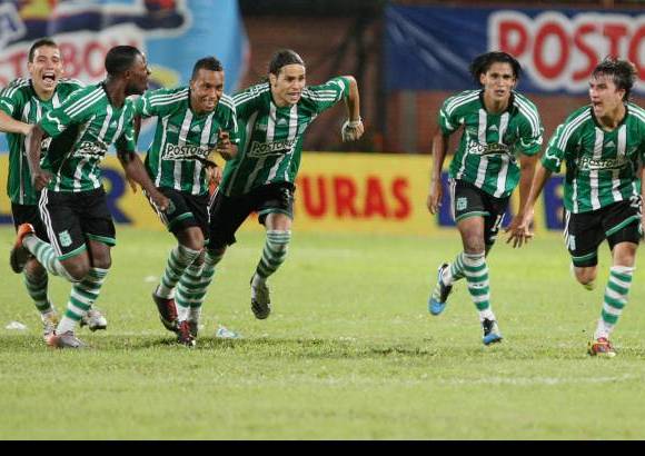 Juan Antonio Sánchez - Dorlan Pabón, Carlos Rentería, Danny Aguilar y Jairo Patiño anotaron por Nacional. Gonzalo Martínez y Diego Álvarez erraron por los lados del Cali, donde el único que anotó fue Gustavo Cuellar.
