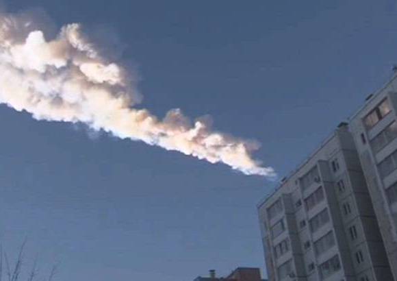 Reuters - Fragmentos del meteorito cayeron en un &#225;rea poco poblada de la regi&#243;n de Cheli&#225;binsk, dijo el Ministerio de Atenci&#243;n de Emergencias en un comunicado.