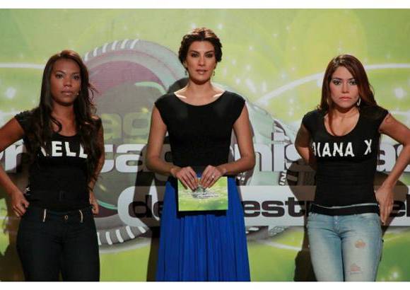 Cortes&#237;a Canal RCN - En la siguiente semana, dos &quot;chicas superpoderosas&quot; son llevadas al extremo de la eliminaci&#243;n. Diana Ximena, por talento, y Kelly, de nuevo por convivencia.
