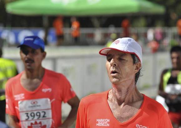 Esteban Jaramillo y Sebasti&#225;n Salazar - M&#225;s de 10 mil competidores se dieron cita en esta hist&#243;rica cita deportiva que se corr&#237;a en las modalidades de 5, 10, 21 y 42 kil&#243;metros.