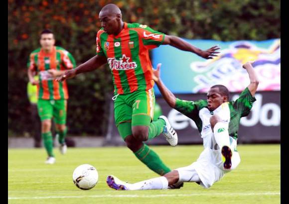 Colprensa - Envigado super&#243; en el estadio de Techo 0-2 a Equidad.