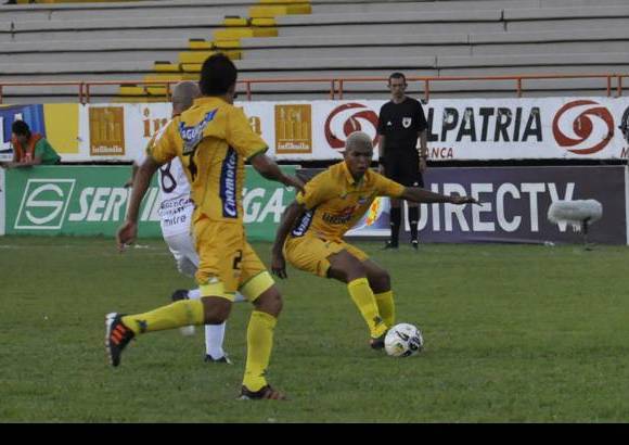 Colprensa - Huila 0-Tolima 0.