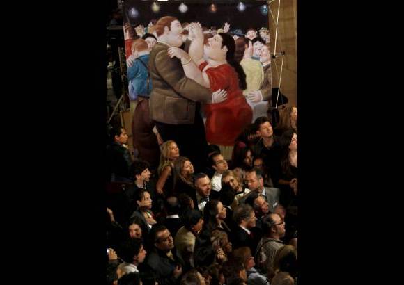 AP - Además del presidente, Fernando Botero estuvo acompañado por el embajador de Colombia en México, José Gabriel Ortiz; la presidenta del Consejo Nacional para la Cultura y las Artes,Consuelo Sáizar; el secretario de Educación Pública, José Angel Córdova; y Lina Botero, hija del artista y curadora de la muestra.