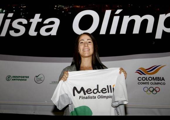 Donaldo Zuluaga - Mariana Pajón, dueña del oro en el BMX en los Olímpicos de Londres 2012 y madrina de la candidatura, reconoció el mérito de Medellín para ser la sede.