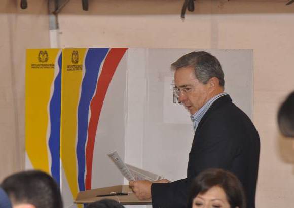 Colprensa - El mandatario hizo un llamado a los colombianos para que ejerzan su derecho a elegir.