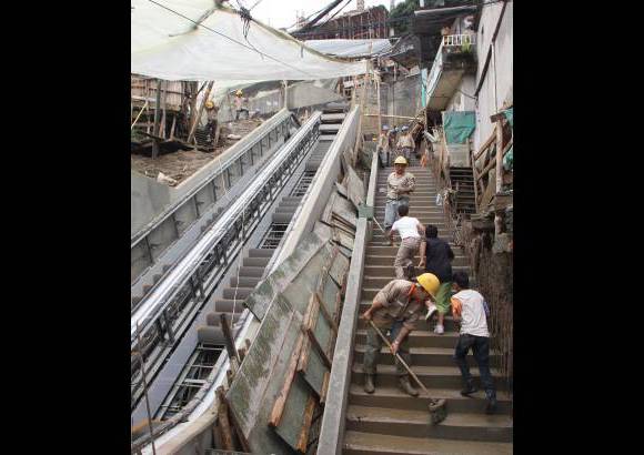 Hern&#225;n Vanegas - La Alcald&#237;a de Medell&#237;n prev&#233; inaugurar este 23 de diciembre las escaleras el&#233;ctricas de la comuna 13.