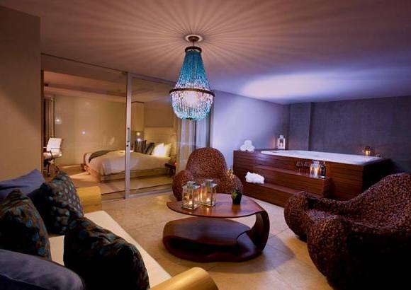 Cortesía - El hotel cuenta con 42 habitaciones tipo suite distribuidas en 18 pisos con una sofisticada decoración de lujo.