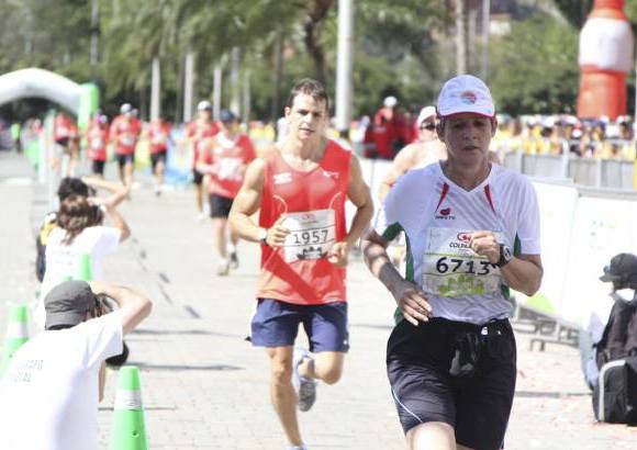 Esteban Jaramillo y Sebasti&#225;n Salazar - M&#225;s de 10 mil competidores se dieron cita en esta hist&#243;rica cita deportiva que se corr&#237;a en las modalidades de 5, 10, 21 y 42 kil&#243;metros.