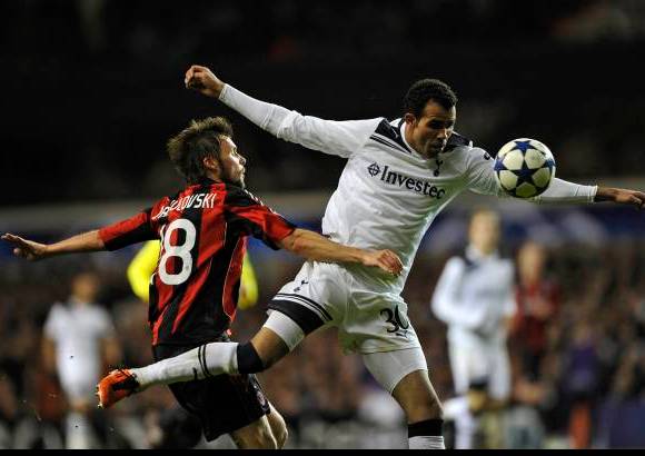 Reuters - El mejor resultado del club ingl&#233;s en una competencia internacional fueron dos t&#237;tulos de la Copa Uefa en 1972 y 1984 y la Recopa de Europa de 1963.
