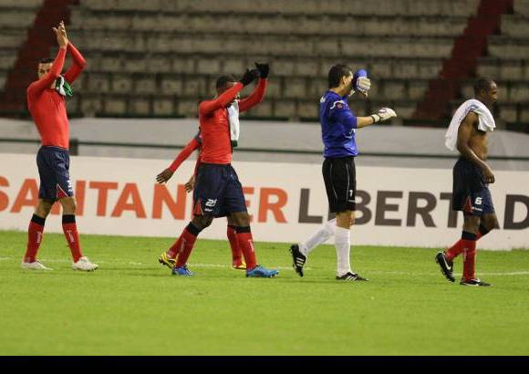 Juan Antonio Sánchez, enviado especial Manizales - El Medellín quedó al borde del abismo en la Copa Santander Libertadores.