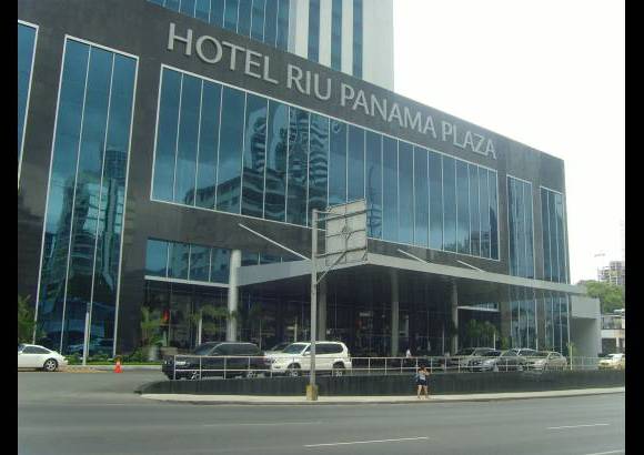 Nelson Matta - Fachada del hotel en Ciudad de Panam&#225;, el primero del tipo businnes que abre la cadena espa&#241;ola.