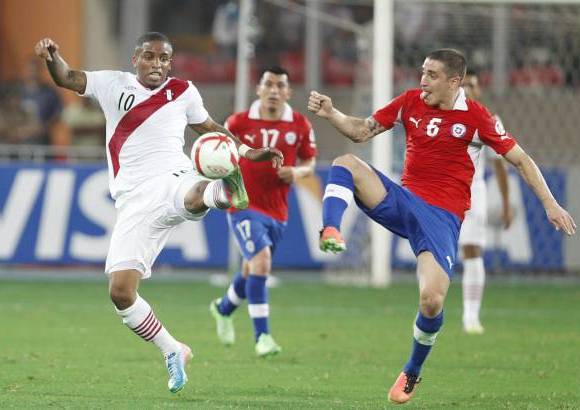 AP - Per&#250; contin&#250;a s&#233;ptimo en la tabla de posiciones.