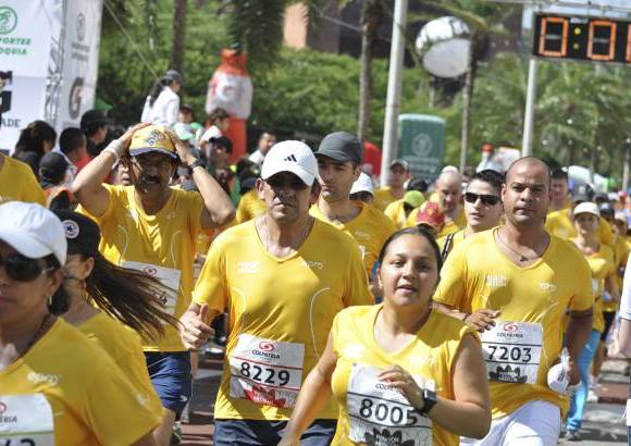 Esteban Jaramillo y Sebastián Salazar - Más de 10 mil competidores se dieron cita en esta histórica cita deportiva que se corría en las modalidades de 5, 10, 21 y 42 kilómetros