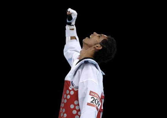 AP - La medalla de bronce lograda por Muñoz sorprendió a Colombia.