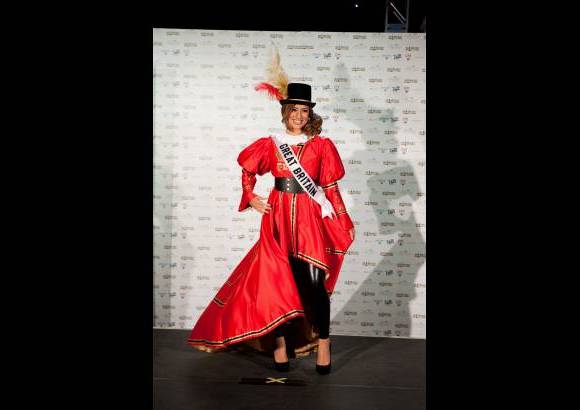AP - Tara Vaitiere Hoyos, Miss Gran Breta&#241;a.