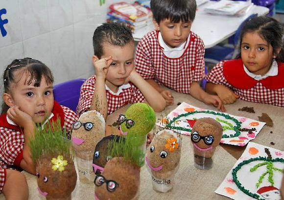 - La naturaleza es un tema que apasiona a los peque&#241;os durante su etapa preescolar, por ello, usarla es lo mejor para explicarles c&#243;mo funciona, por ejemplo, el crecimiento del pasto.