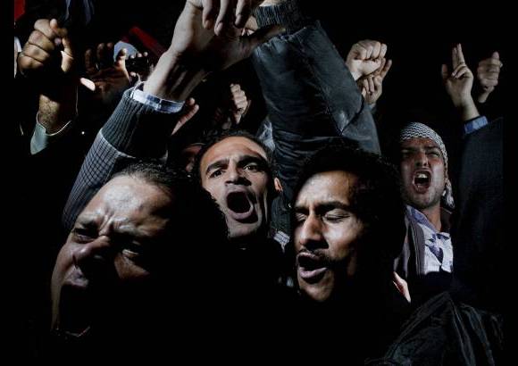 Reuters - El italiano Alex Majoli gan&#243; en la categor&#237;a de Noticias Generales con esta imagen de las protestas egipcias de febrero de 2011.