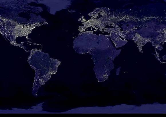 Nasa - La Nasa revel&#243; nuevas im&#225;genes nocturnas de la Tierra que ofrecen una visi&#243;n &quot;sin precedentes&quot; del planeta, en las que se diferencia su brillo natural del creado artificialmente por el hombre en los n&#250;cleos urbanos.