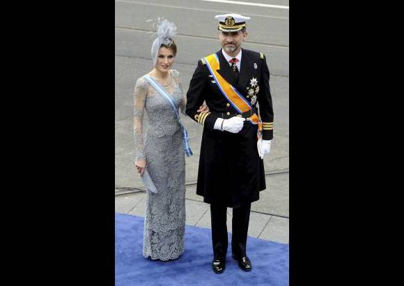 Reuters - También desfilaron por la alfombra azul el príncipe Felipe de Borbón y su esposa, la princesa Letizia.