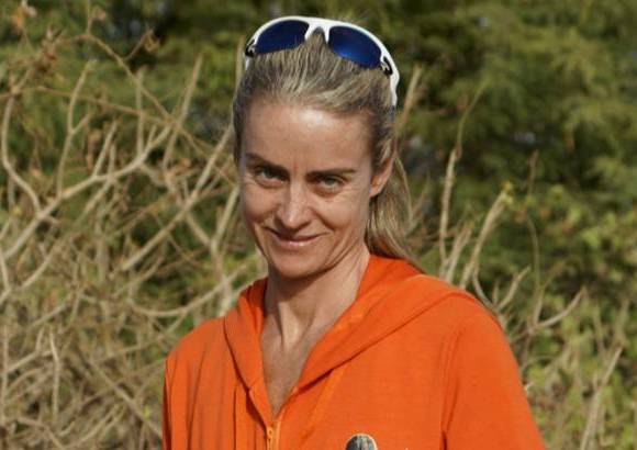 Cortes&#237;a Canal Caracol - Mar&#237;a Luisa Calle. 44 a&#241;os. Medell&#237;n. Ciclista. Car&#225;cter, temple, fortaleza y coraje son palabras que definen a esta consumada ciclista paisa. Su obsesi&#243;n por siempre alcanzar el primer lugar la obliga a nunca darse por vencida. Confiesa ser algo t&#237;mida, dulce y fr&#225;gil. Es una mujer muy reservada que pasa su tiempo libre con su familia y sus adorados animales.
