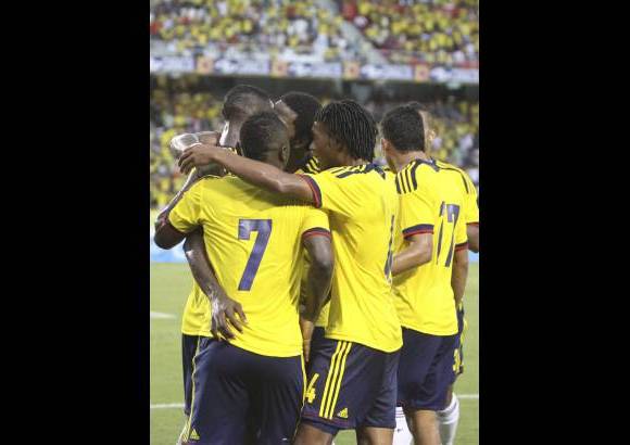 Colprensa - Fiesta Tricolor ante más de 16.000 aficionados.