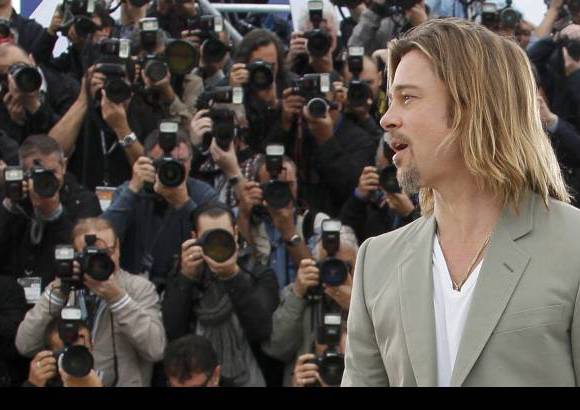 Foto Reuters - Brad Pitt revolucion&#243; este martes el Festival de Cannes, al que lleg&#243; sin la compa&#241;&#237;a de Angelina Jolie y, aunque neg&#243; que tengan fecha de boda, s&#237; asegur&#243; que les gustar&#237;a fijarla.