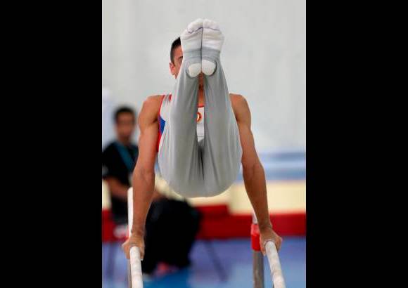 Juan Antonio S&#225;nchez - El gimnasta colombiano Jorge Hugo Giraldo se colg&#243; la medalla de oro en la clasificaci&#243;n general individual de art&#237;stica. Colombia tambi&#233;n alcanz&#243; platas con Didier Lugo y en equipos, en la que gan&#243; Brasil.