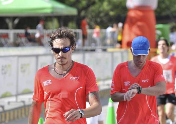 Esteban Jaramillo y Sebasti&#225;n Salazar - M&#225;s de 10 mil competidores se dieron cita en esta hist&#243;rica cita deportiva que se corr&#237;a en las modalidades de 5, 10, 21 y 42 kil&#243;metros.