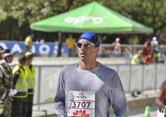 Esteban Jaramillo y Sebasti&#225;n Salazar - M&#225;s de 10 mil competidores se dieron cita en esta hist&#243;rica cita deportiva que se corr&#237;a en las modalidades de 5, 10, 21 y 42 kil&#243;metros.