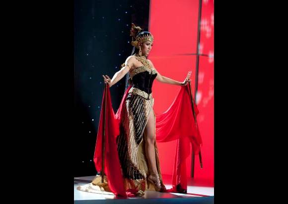 Reuters - Miss Indonesia, Nadine Alexandra.