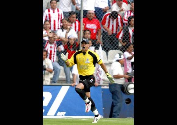Foto archivo - El portero vallecaucano Miguel &#193;ngel Calero Rodr&#237;guez descrest&#243; con todo su talento en el club Independiente de Ginebra, el Club Sporting de Barraquilla, el Deportivo Cali, el Club Atl&#233;tico Nacional, el Pachuca y la selecci&#243;n Colombia.