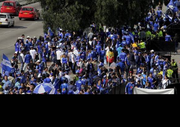 Foto Raúl Palacios - La alegría es total en inmediaciones de El Campín.