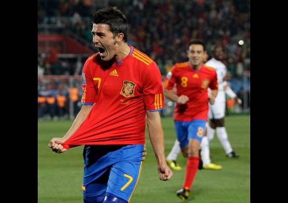 AP - Villa, muy inspirado, fue el hombre del partido con dos habilidosos goles a los 17 y 51 minutos.
