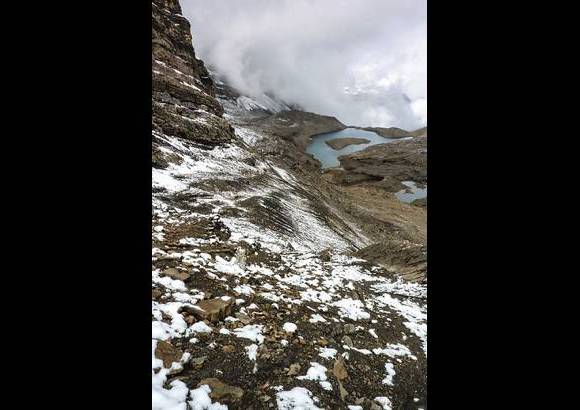 Colprensa - La publicaci&#243;n es un recorrido por las cavernas, por la vida que surge en las tinieblas y por aguas termales que brotan de la tierra saturadas de minerales.