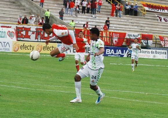 Colprensa - Con la derrota en el &#250;ltimo minuto, Santa Fe qued&#243; sin posibilidad de clasificar.