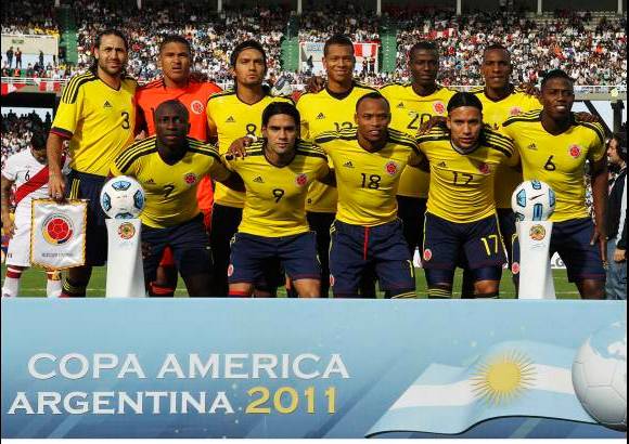 Reuters - COLOMBIA: Mario Yepes, Luis Mart&#237;nez, Abel Aguilar, Freddy Guar&#237;n, Adri&#225;n Ramos, Luis Perea. Abajo: Pablo Armero, Radamel Falcao, Camilo Z&#250;&#241;iga, Dayro Moreno , Carlos S&#225;nchez.