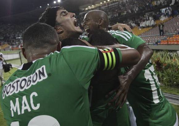 Hernán Vanegas - Celebración verdolaga en el estadio Atanasio Girardot.