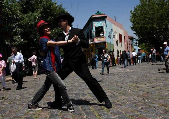 Diego Gonz&#225;lez - El barrio de La Boca, en Buenos Aires, es uno de los espacios m&#225;s pintorescos de la capital de Argentina.