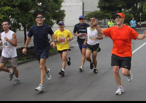 Henry Agudelo - La carrera se convirtió en una reunión de amigos, muchos para hacer deporte o compartir un buen momento.