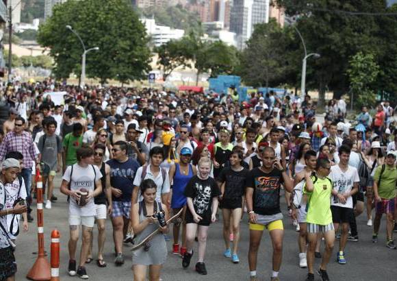 Manuel Saldarriaga - En la capital de Antioquia fueron cerca de 1000 personas las que recorrieron las calles de la ciudad.