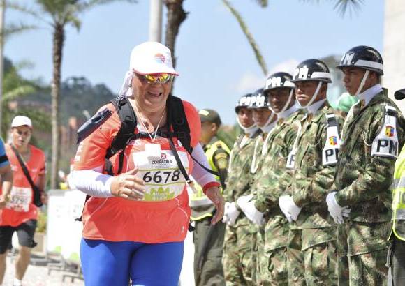 Esteban Jaramillo y Sebasti&#225;n Salazar - M&#225;s de 10 mil competidores se dieron cita en esta hist&#243;rica cita deportiva que se corr&#237;a en las modalidades de 5, 10, 21 y 42 kil&#243;metros.