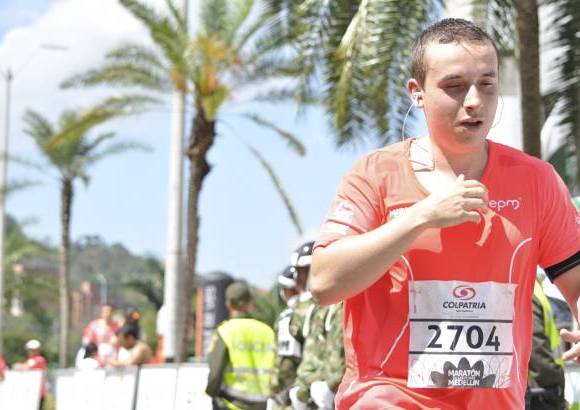 Esteban Jaramillo y Sebasti&#225;n Salazar - M&#225;s de 10 mil competidores se dieron cita en esta hist&#243;rica cita deportiva que se corr&#237;a en las modalidades de 5, 10, 21 y 42 kil&#243;metros.