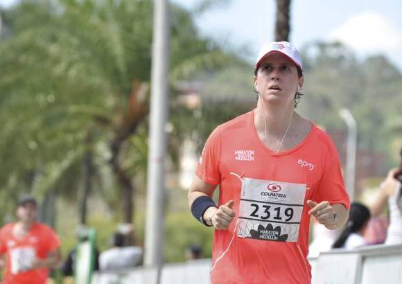 Esteban Jaramillo y Sebasti&#225;n Salazar - M&#225;s de 10 mil competidores se dieron cita en esta hist&#243;rica cita deportiva que se corr&#237;a en las modalidades de 5, 10, 21 y 42 kil&#243;metros.