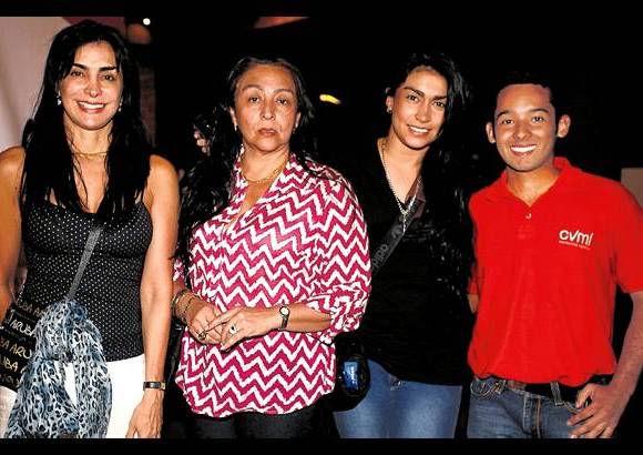 Fotos julio césar herrera - Liliana Restrepo, Tatiana Sánchez, María Restrepo y Libardo Andrés López.