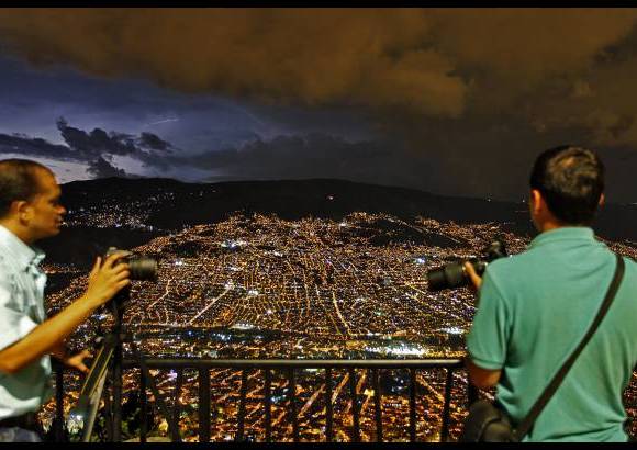 FOTO HENRY AGUDELO - Para llegar al cerro se puede tomar la antigua v&#237;a al mar desvi&#225;ndose por la carretera a San Pedro de Los Milagros.