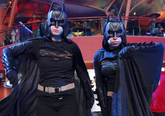 - La cantidad de los ingresos de taquilla del nuevo episodio de Batman, ser&#225; oficial hasta que Warner Bros y otros estudios difundan este lunes sus recaudaciones definitivas de fin de semana.