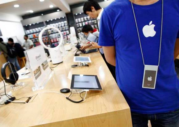 Reuters - La empresa tiene cuatro tiendas Apple en China y varios distribuidores autorizados que no tienen permiso para ser réplicas de la marca.