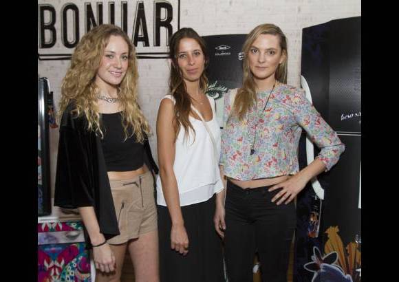 - Antonia Bulnes, Cristina Carrizasu y Josefina Pooley.