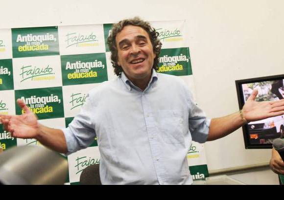Juan Fernando Cano - Sergio Fajardo consigui&#243; la m&#225;s alta votaci&#243;n en las elecciones regionales en Colombia.